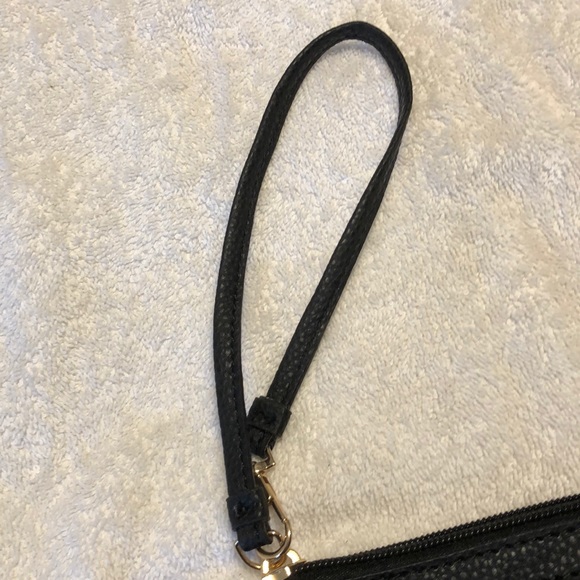 Wilson wristlet - Picture 3 of 3